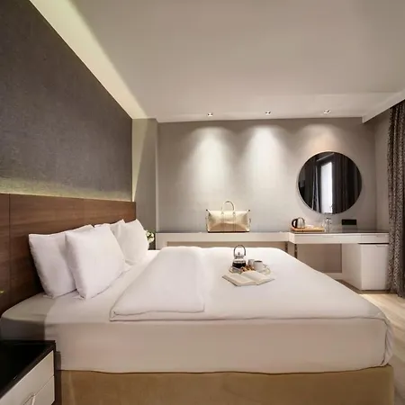 Dora Pera 4* Istanbul