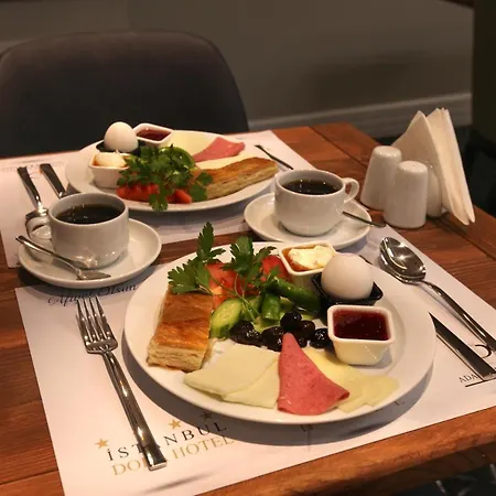 Dora Pera Hotel