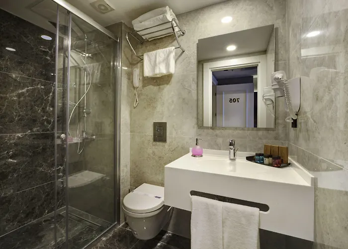 Dora Pera 4* Istanbul