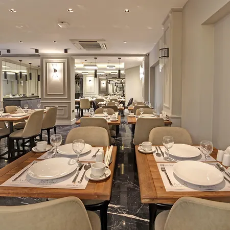 Dora Pera 4* Istanbul