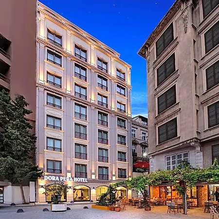 Dora Pera Hotel 4*