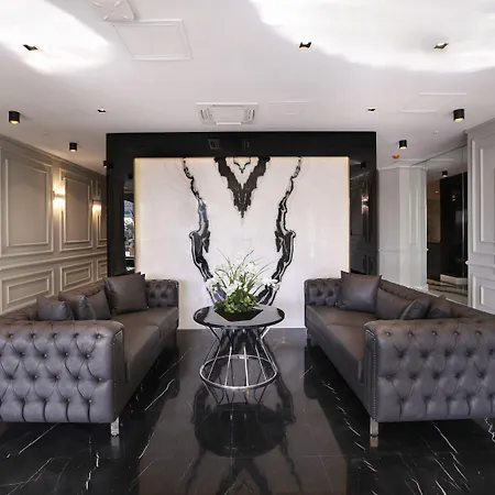 Dora Pera Hotel